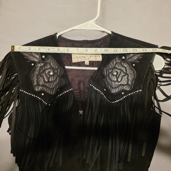 Lillie Rubin Black Fringe Vest - Picture 6 of 8